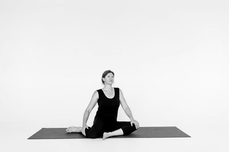 Therapeutic Yoga for Trauma Book Dr. Arielle Schwartz